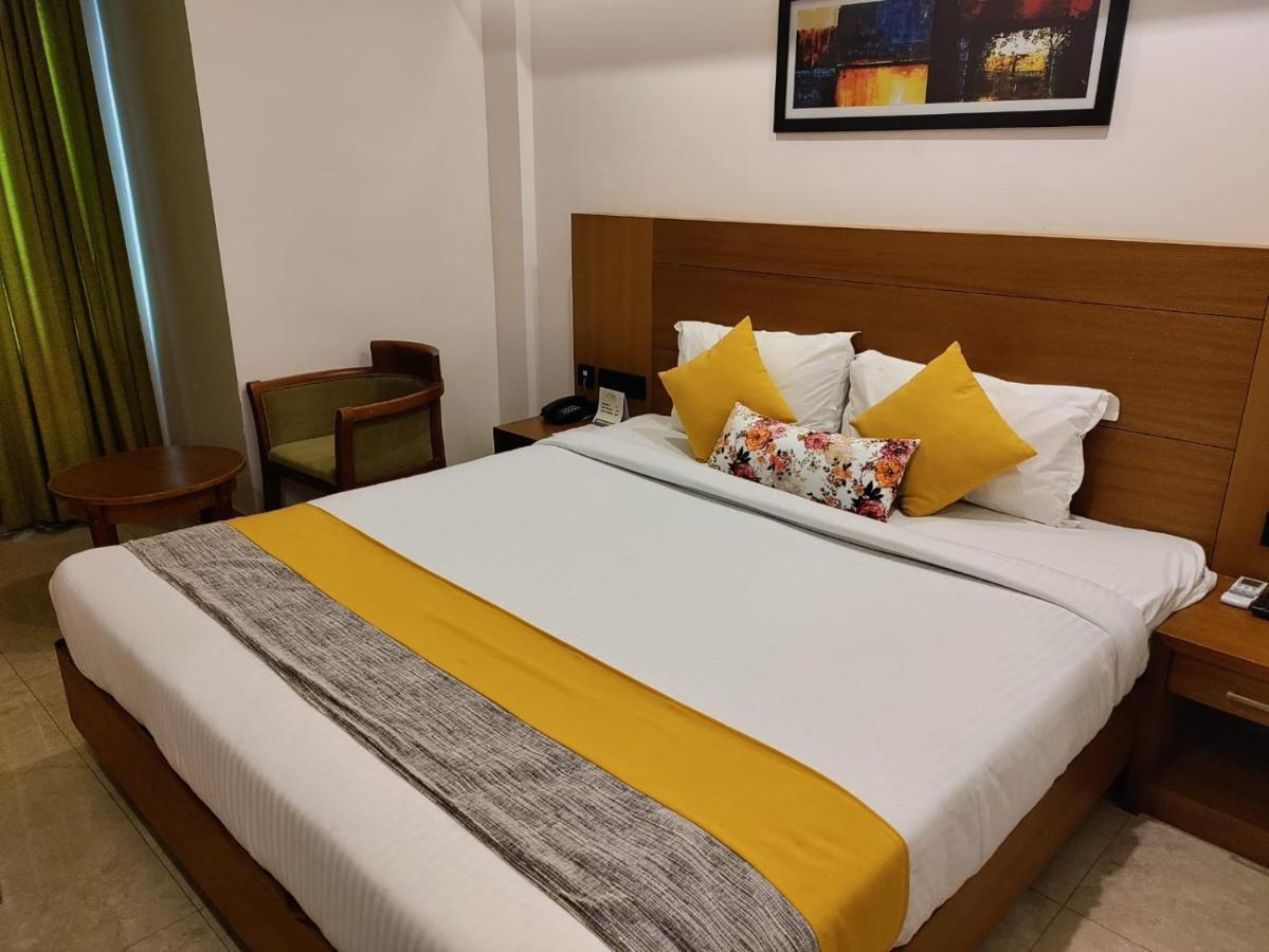 Hotel Park Residency Calicut Buitenkant foto