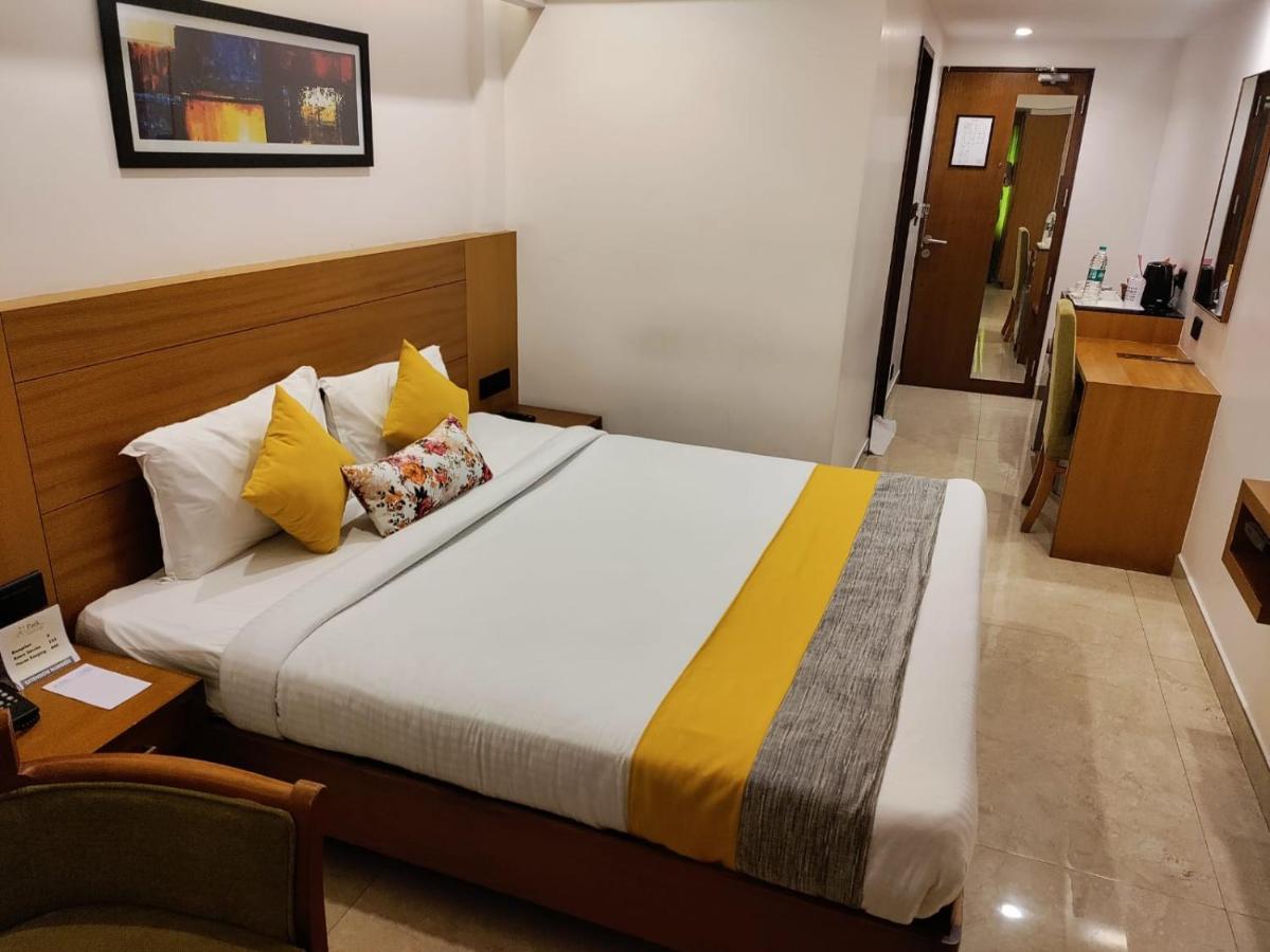 Hotel Park Residency Calicut Buitenkant foto