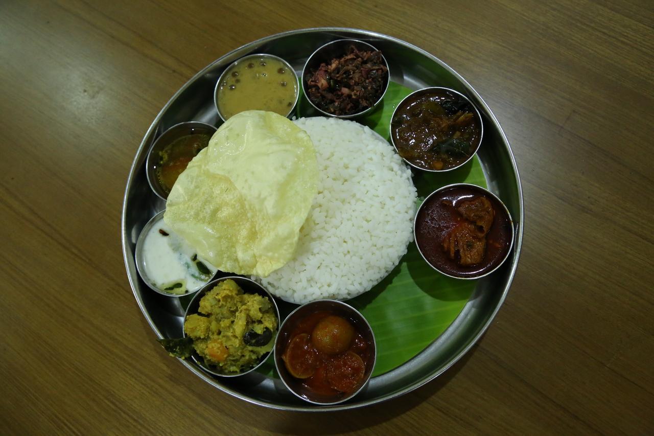 Hotel Park Residency Calicut Buitenkant foto