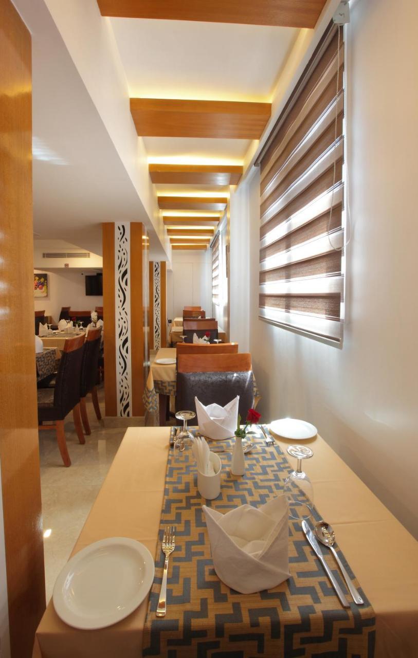 Hotel Park Residency Calicut Buitenkant foto