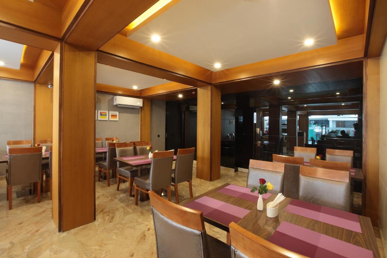 Hotel Park Residency Calicut Buitenkant foto