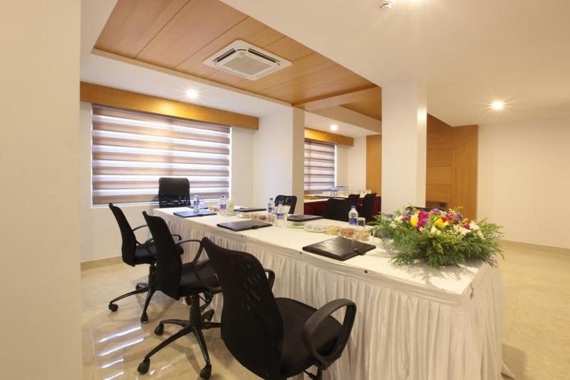 Hotel Park Residency Calicut Buitenkant foto