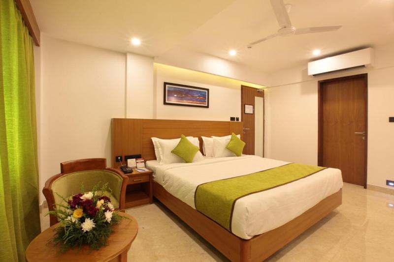 Hotel Park Residency Calicut Buitenkant foto